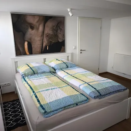 Wohnung In Muelheim-Kaerlich Exterior foto